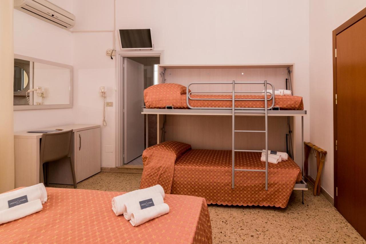 Hotel Lydia Cervia Exteriör bild