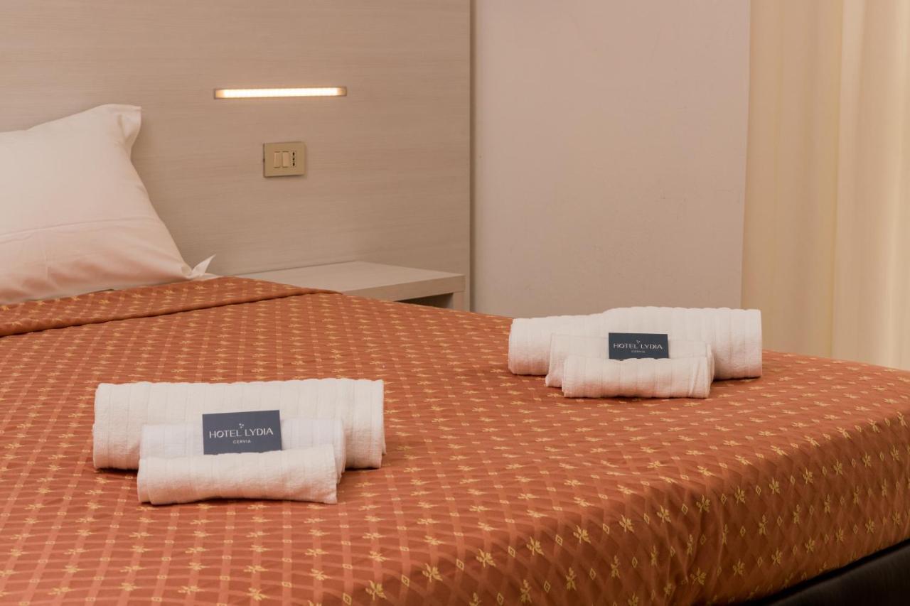 Hotel Lydia Cervia Exteriör bild