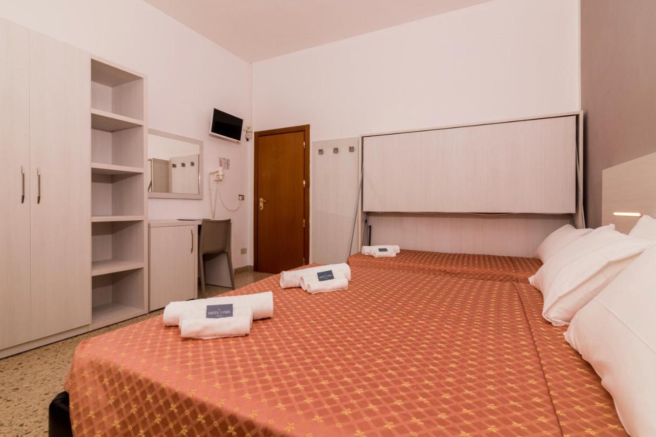 Hotel Lydia Cervia Exteriör bild